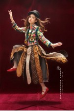batik amarillis's ride on time jacket